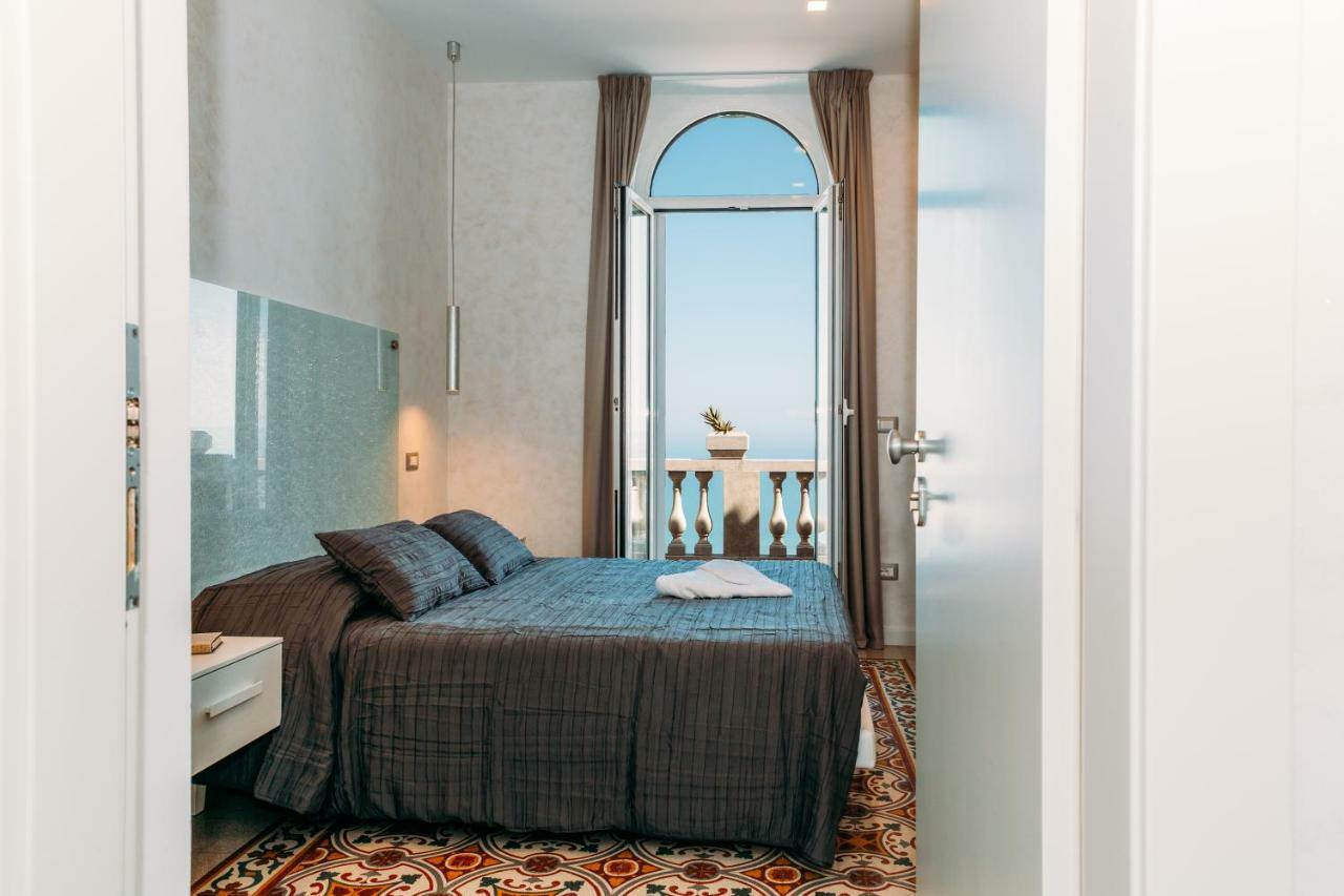 Deluxe Double Room Balcony Sea View