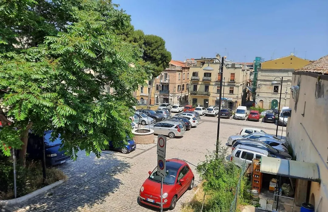 In Piazzetta-1